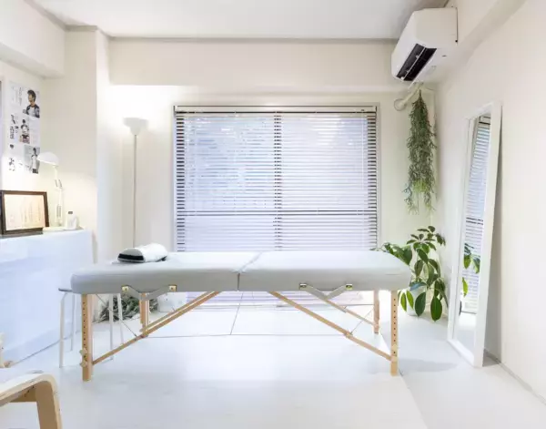 JR浦和駅から徒歩3分！浦和区にある腰痛・ヘルニア・腰部脊柱管狭窄症・坐骨神経痛の施術に適した整骨院『浦和-S-整体院』の情報をFindビューティで公開