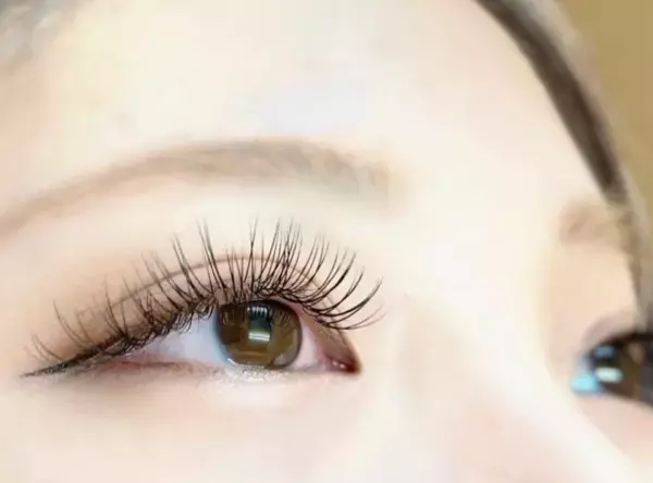 天神橋筋六丁目駅より徒歩5分『face【フェイス】天六店』は持ちの良さで人気のアットホームなネイル&マツエクサロン！Findサービスで情報を公開中