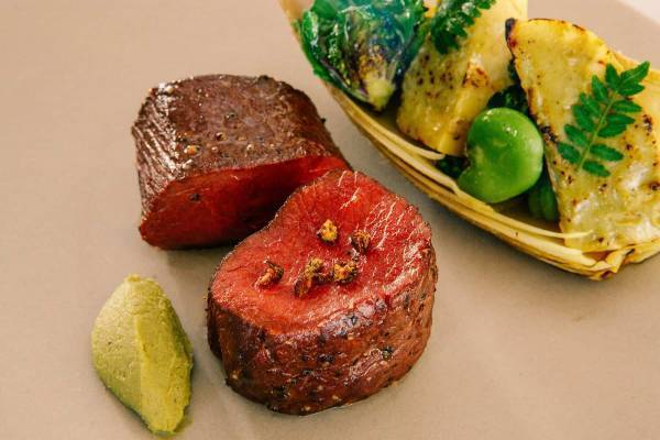 【星のや富士】グランピングで富士北麓の春の訪れを五感で感じる「春の狩猟肉（ジビエ）ディナー」提供開始 ｜開始日：2022 年3月16日