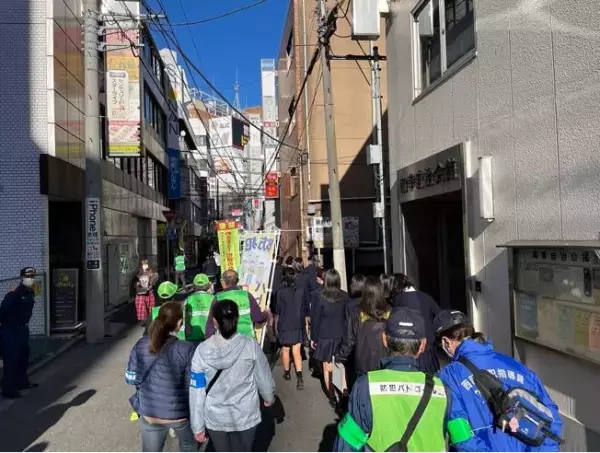 神奈川県立横浜平沼高等学校と地域の協働 「地域貢献活動授業」に協力【横浜西口エリアマネジメント】