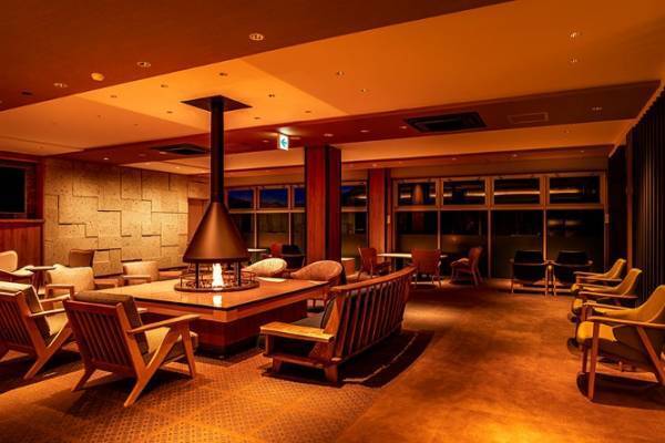 大江戸温泉物語が宿を拠点に楽しむ全国の紅葉情報をまとめた 「紅葉のみどころ特集」ページを公開