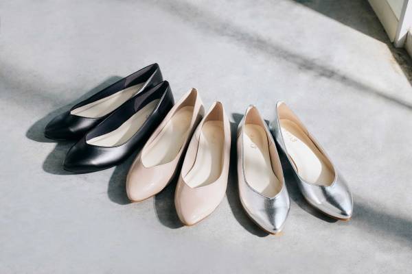 grove（グローブ） 雨の日も 晴れやかに おしゃれが楽しめる レインアイテム を販売！