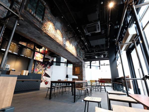 待望の復活！冬限定ドリンク2種、期間限定発売！『サーカス』をイメージしたビターなホットチョコ＆とろけるココア