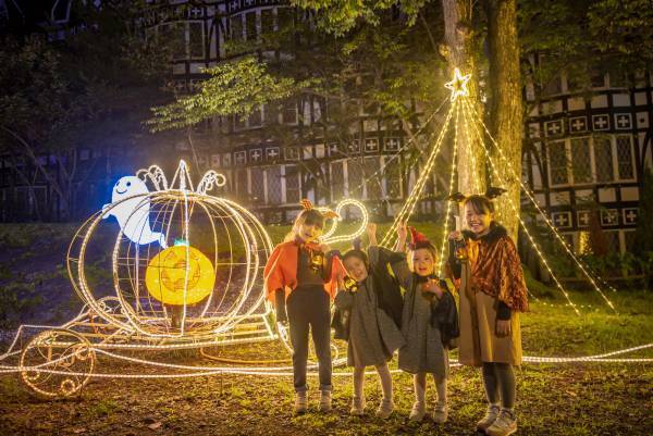 秋はホテルでハロウィンパーティー！仮装をして楽しもう♪ イルミネーションやフォトスポットが登場！＜ホテルグリーンプラザ軽井沢＞