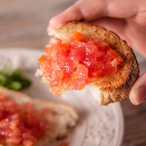 【夏季限定】希少な愛媛県産ブラッドオレンジを贅沢にしぼった真っ赤なジャム！「国産ブラッドオレンジ マーマレード」発売【サンクゼール】