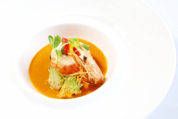 コロナ禍に開業後、初めてのクリスマスディナーを販売