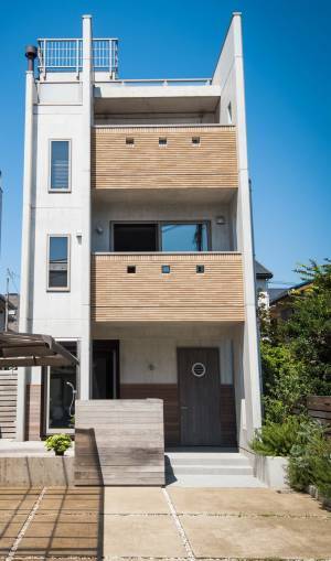 葉山シーサイドエリアのルーフテラス付貸別荘「スイートヴィラ 葉山Lin House」5月12日に開業