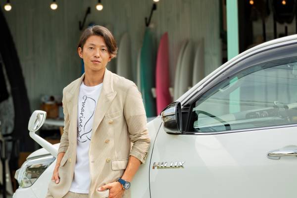 ダイバーズウォッチのパイオニア〈エドックス〉が、新たなブランドアンバサダーを起用