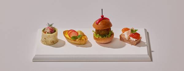 新年の幕開けを華やかに飾る『ストロベリープロモーション2024』を開催