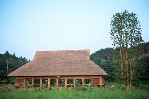 畑の中にある農家レストラン「陽・燦燦」 夏季限定かき氷「燦燦氷（さんさんごおり）」を8月10日より販売開始