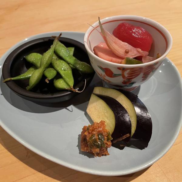 表参道に【新潟上越の畑直送】おまかせ7品2500円！『小料理めめ』がオープン！