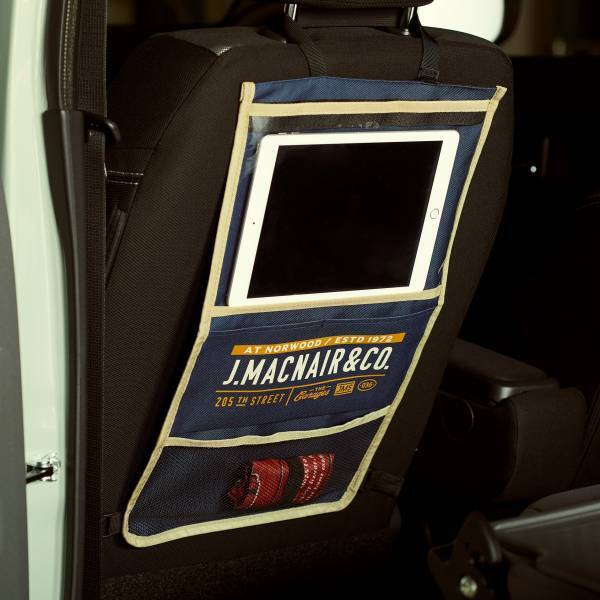 オーサム株式会社の新事業発足 第1弾企画！　カー用品「ジェームス」の専売商品　プロダクト開発／販促デザインを担当