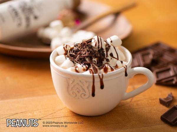 ギルトフリーなチョコシロップ、スヌーピーのボトルで新登場！白砂糖不使用、低GIアガベシロップ仕立てで素材の味が引き立つ