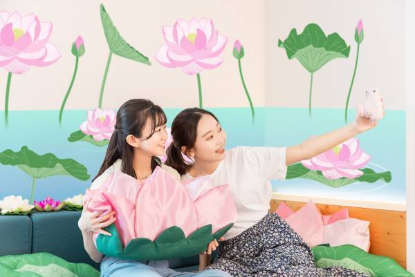 【BEB5土浦】蓮に沼る！？「蓮ルーム」期間限定で登場～撮って、ハマって、作って！蓮を楽しみ尽くす～｜期間：2023年6月1日〜8月31日