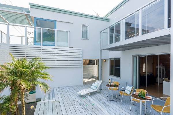 まるでプライベートビーチ感覚の絶景オーシャンビュー貸別荘「スイートヴィラ コスタデラロカ 真鶴」が4月1日開業＜リソル不動産＞