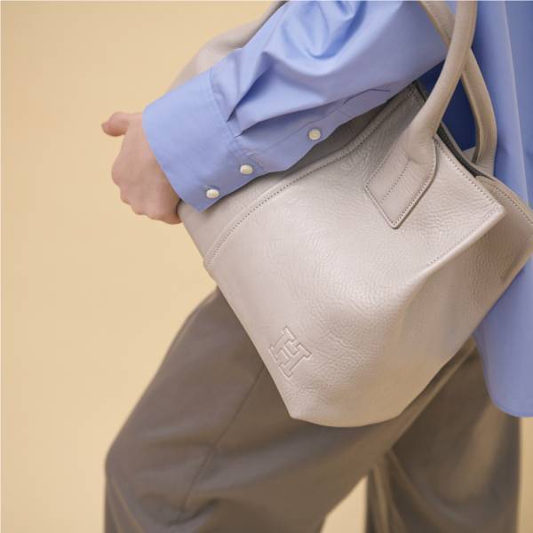 HIROFU（ヒロフ） 2023年Autumn Collection 新シリーズ「STRADA（ストラーダ）」8月16日（水）より発売