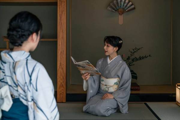 【星のや京都】平安貴族さながらに夏宵の風情を味わう「夏宵の蛍狩り」開催～奥嵐山に儚く光る蛍を鑑賞し、源氏物語「蛍」の世界観に触れる～│開催日：2023年6月1日、15日、22日、29日