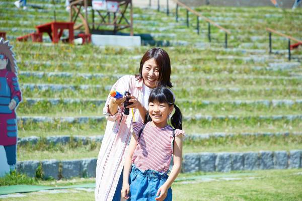 撃って！避けて！この夏、ワクワクドキドキのサバイバルゲーム！ 『超アナログ科学忍具！忍は潜んで狙い打て！～忍里ウォーターガンフェスティバル～』 7月1日（土）より開催