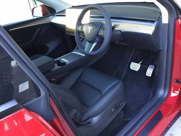 持続可能な社会の実現に向け、テスラのミッドサイズSUV『テスラ モデルY』のレンタルを開始！