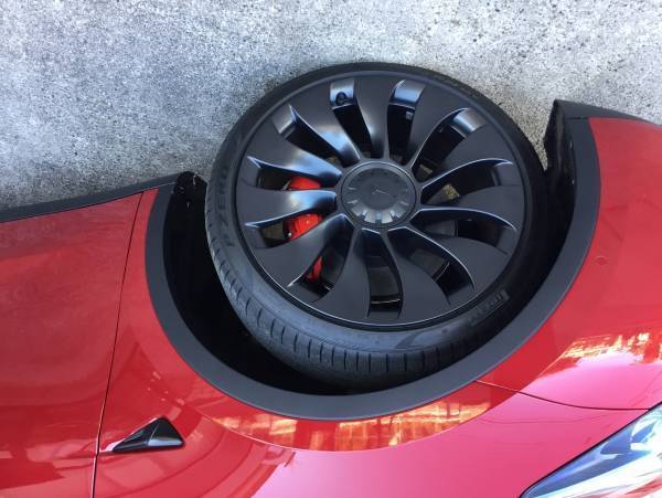 持続可能な社会の実現に向け、テスラのミッドサイズSUV『テスラ モデルY』のレンタルを開始！