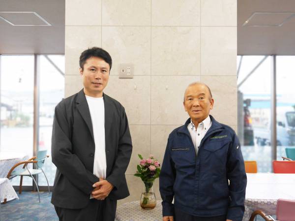 小学生の熱中症対策に、傘ブランド「a.s.s.a」の子ども用日傘が寄贈される