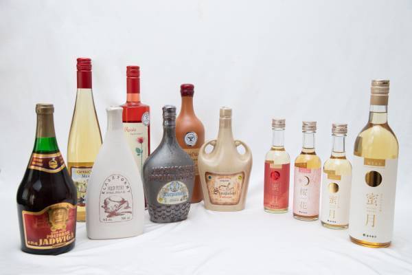 蜂蜜がもっと楽しくなる店舗を目指して 6種類の量り売り蜂蜜 ＆ 試食相談カウンターを新導入