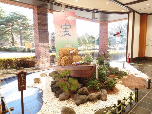 【神代植物公園】1/2～開園！「新春コンサート」と新春ならではの植物展示で新年の訪れを祝う