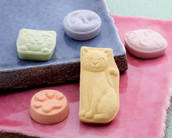 2月22日は猫の日！猫好き必見！食べるのがもったいない猫アイテムが新登場【旅する久世福e商店】