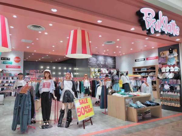 ティーンズブランド 「PINK-latte （ピンクラテ）」 残布のラッキーアイテム♪タッセルを作ろう！ 楽しいSDGｓワークショップを開催！