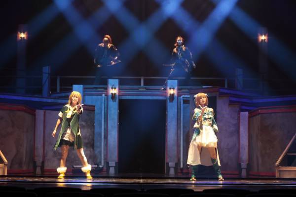 太田奈緒主演！舞台「魔法歌劇アルマギア〜episode.0〜」開幕