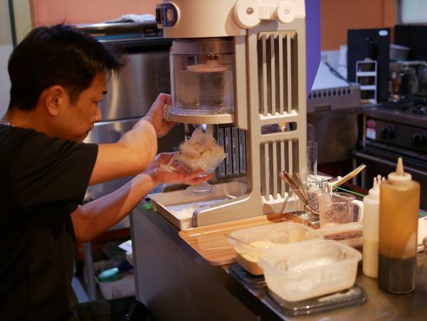 【南アルプス・八ヶ岳の氷】中目黒に天然氷を使ったかき氷店「アイスマン」がオープン