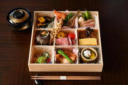 伊豆の温泉付高級貸別荘で『会席御前』と『石窯ブレッド』 が楽しめる、“夕食＆朝食デリバリープラン”発売開始！