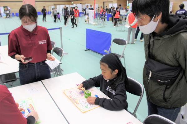 大阪国際大学短期大学部 栄養学科と幼児保育学科が公民連携「ミライのシゴトEXPO」(市制施行60周年記念事業)に参画