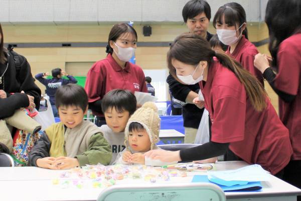 大阪国際大学短期大学部 栄養学科と幼児保育学科が公民連携「ミライのシゴトEXPO」(市制施行60周年記念事業)に参画