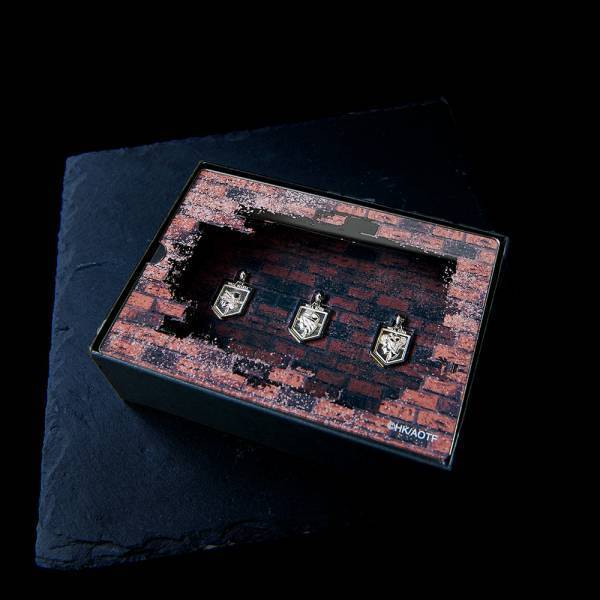 TVアニメ「進撃の巨人」ウォールネックレス　6/15（木）より受注開始！