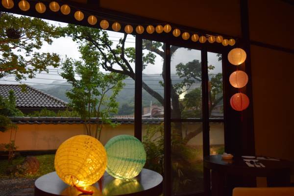 熱海の温泉旅館が「週末限定キャンドルナイトイベント」開催 ＜2023年7月9日まで＞生ビールサービスも