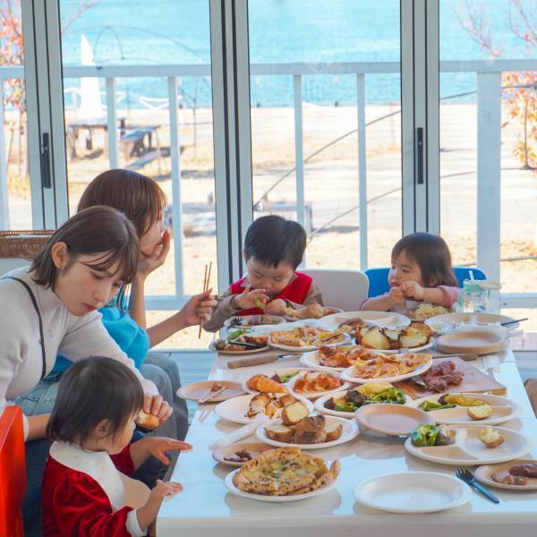 【湾岸エリア在住ママと協働開発】室内に遊び場あり！ “子ども連れ”と“わんちゃん連れ”専用ルームの予約を12月20日（水）から開始：提供：1月4日（木）～2月29日（木）【キラナガーデン豊洲】