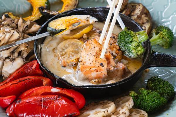 【BBQ&Co】秋の風情を贅沢に味わう「Grazie(グラッツィエ)BBQ」プランを商品化！イタリア北部の風味豊かなソースと秋の味覚が融合