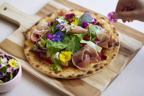 【リゾナーレ那須】～色とりどりの花々で作った野菜アートが登場～春の訪れを祝う祭典 「畑の花咲くリゾナーレ」開催｜期間：2023年4月29日〜5月7日