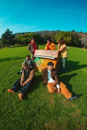 ジャンルを超越したオルタナティヴな爽快ポップ・バンド！ピーチ・トゥリー・ラスカルズ初来日公演決定！