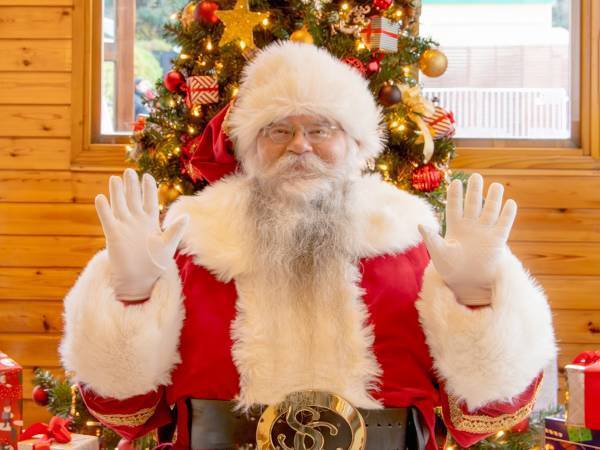 冬のフードイベントで楽しもう　キッチンカーグルメで冬の世界旅行に出かけよう　毎年恒例クリスマスにサンタさんとの撮影会も開催！