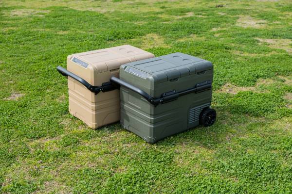 2室独立で冷蔵庫と冷凍庫を同時に使用可能！ パワーアップした”ポータブル冷蔵庫”『ICEBERG 45L』4月6日より発売開始！