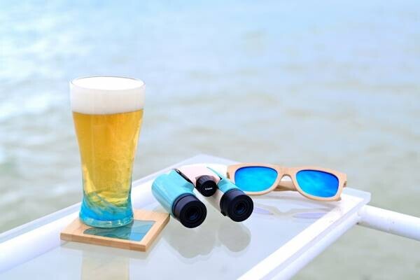 【リゾナーレ小浜島】目の前に広がる珊瑚礁の海を眺めながら、ビールを堪能　「絶景海上ビアガーデン」今年も開催～ビールを振る舞う「ハッピーデリバリー」と、滞在を楽しむグッズが新登場！～｜期間：2023年6月1日～9月30日