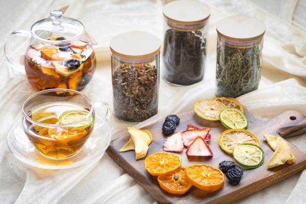 【磐梯山温泉ホテル×JR東日本】幸せを感じる食材や赤べこなど「福島の福」をテーマにした特別列車「福がくるくるフルーティア」2023年も運行決定