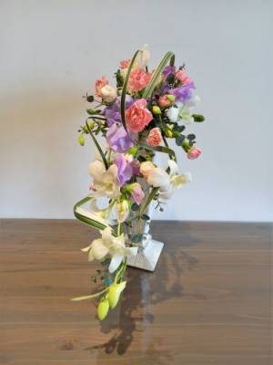 お花のある生活始めませんか？花まつフラワーアカデミー「夏の入会キャンペーン」実施中！