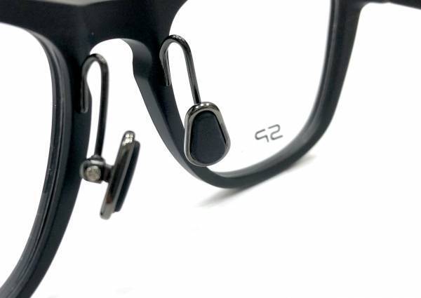 アウトドアユースとタウンユースをクロスオーバーさせる 新カテゴリーのアイウェアが新登場！