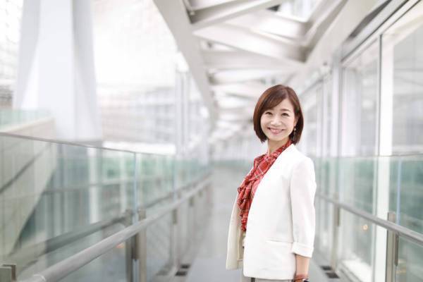 ５万部突破のロングセラーに待望の第２弾が登場！絞り込み×反復トレーニングで英会話の基本を鍛え上げる『やっぱり英会話は筋トレ。』