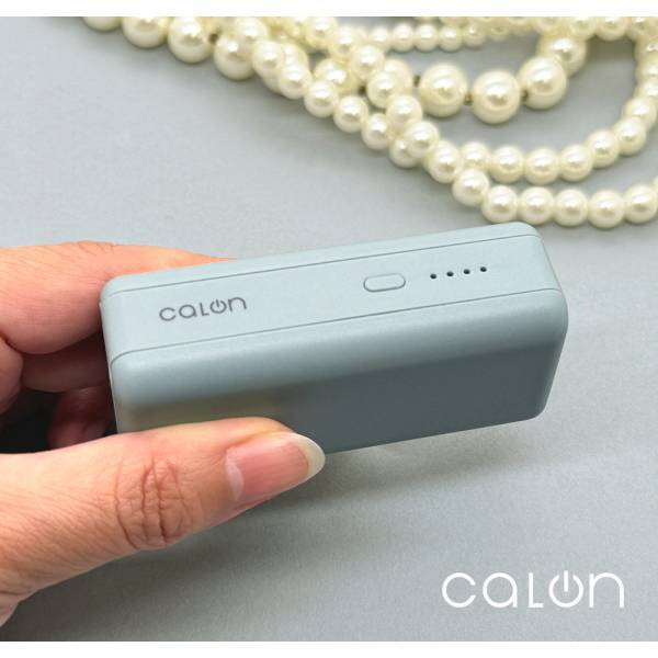 生活を彩る、かろやか・カラフル・コンパクトなスマホアクセ「calonシリーズ」の小型モバイルバッテリーを発売！