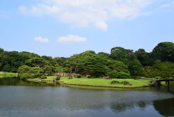 【定員に達したため受付終了いたしました】【六義園】江戸うちわづくりに挑戦！　7月22日開催