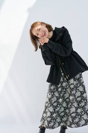 シンガーソングライター・モデルchayが纏う Couture Brooch（クチュール ブローチ）の愛されマンパスタイルを公開